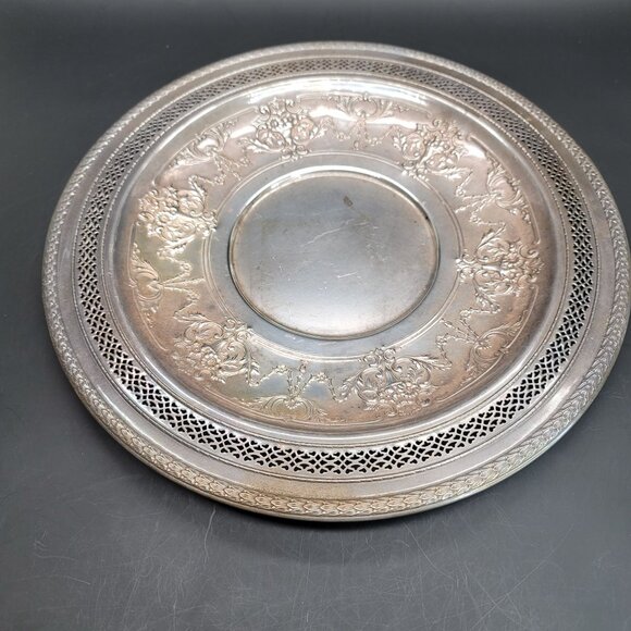 Silver Platter Round Tray International Silver Company Floral Perforated RCR4 - Picture 2 of 6